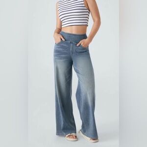 NWT Halara Wide Leg Pant